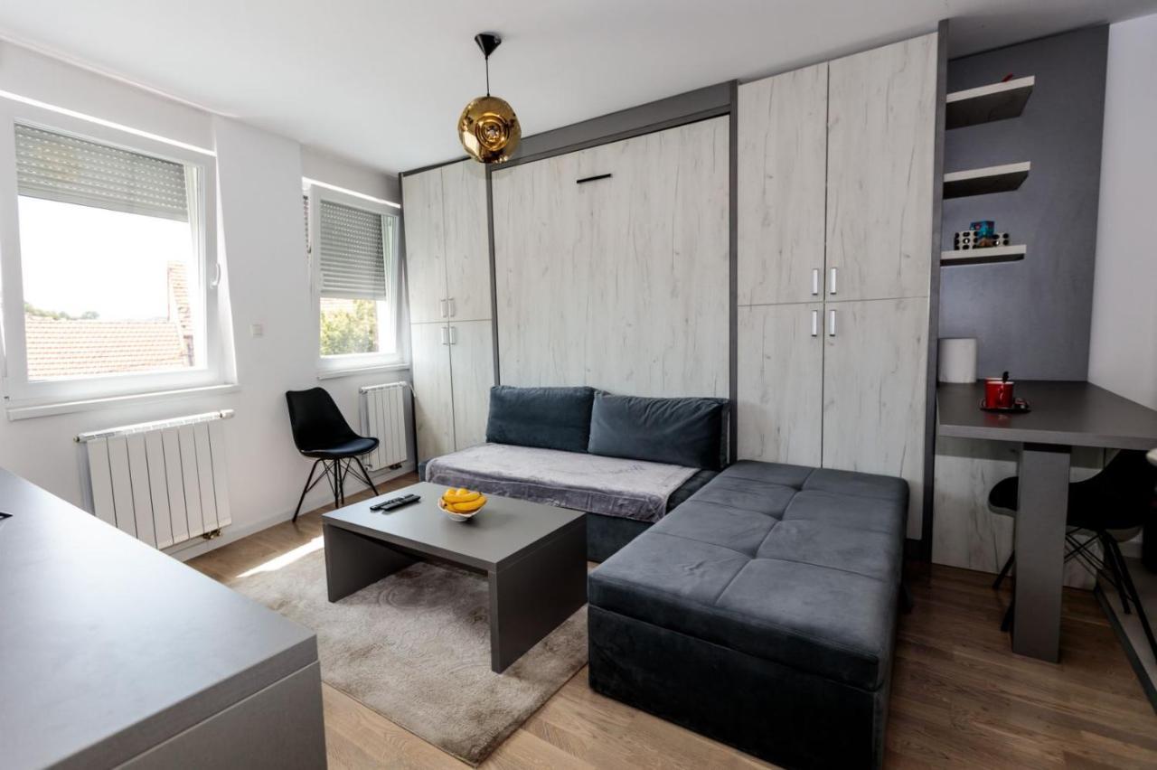 Apartman Skver Tuzla Buitenkant foto